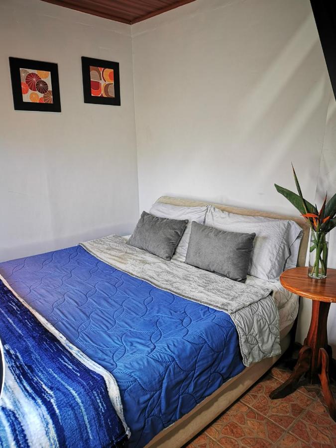 Cabana Hamacas Cartago Buitenkant foto